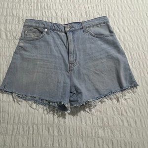 Hudson High Waisted Light Wash Jean Shorts - Size 30
